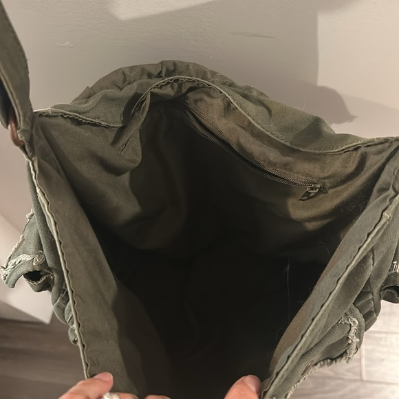 Le Chateau Khaki Crossbody Bag - Picture 2 of 4